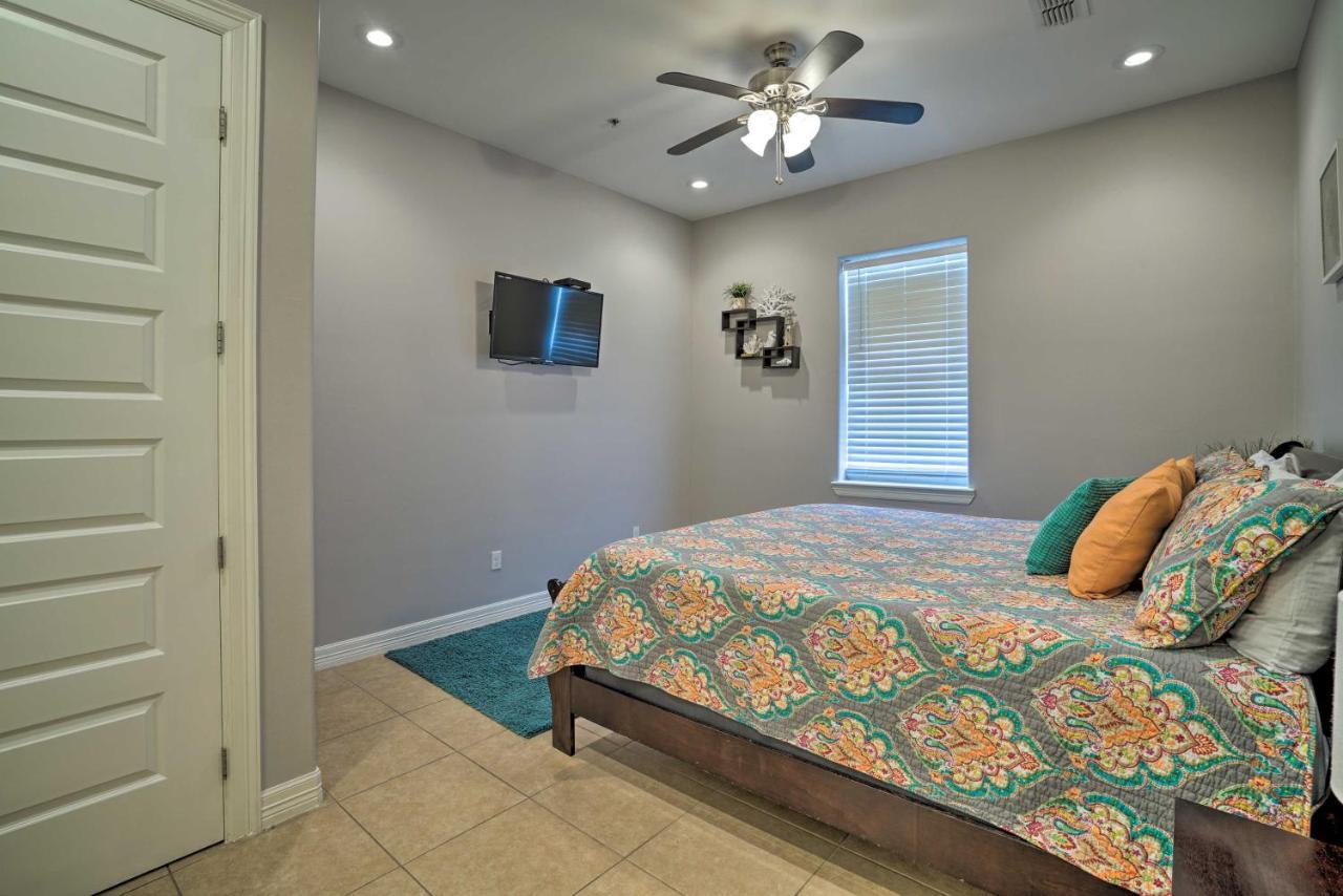 Updated Fiesta Isles Condo With Bay Views And Pool! South Padre Island Buitenkant foto