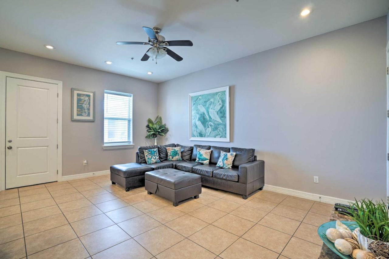 Updated Fiesta Isles Condo With Bay Views And Pool! South Padre Island Buitenkant foto